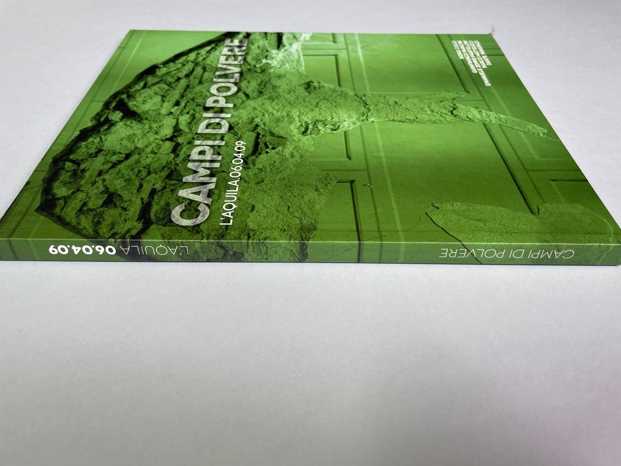 noris_cocci_campi_di_polvere_libro_001